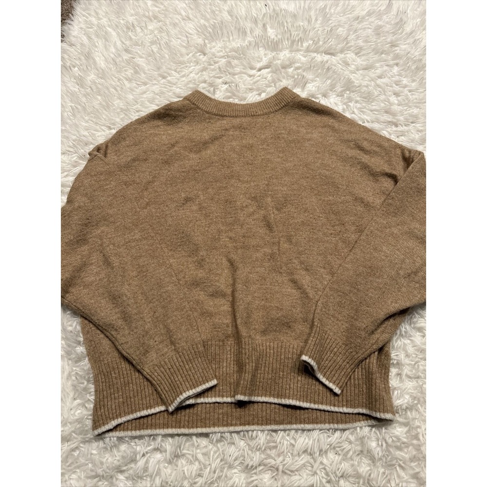 H&M Women's Sweater Tan size Large
